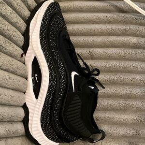 Nike Black and White Athletic Shoes
